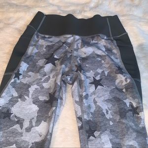 Gap Camo Star Leggings